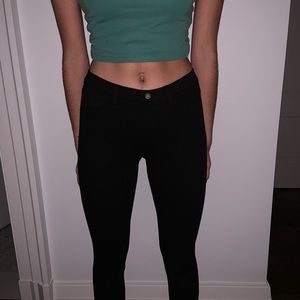 Uniqlo black jeggings